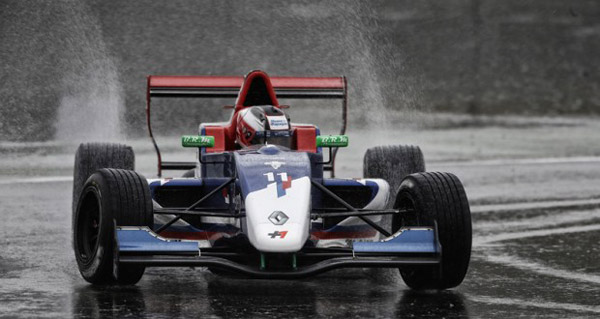 Egor-Orudzhev-2013-Eurocup-Formula-Renault-2-0-Motorland-620x330