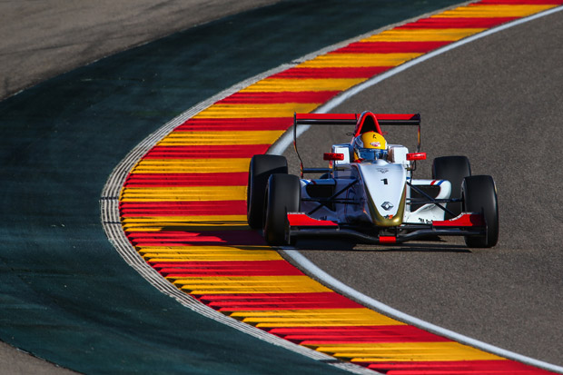 Test officiels à Aragon